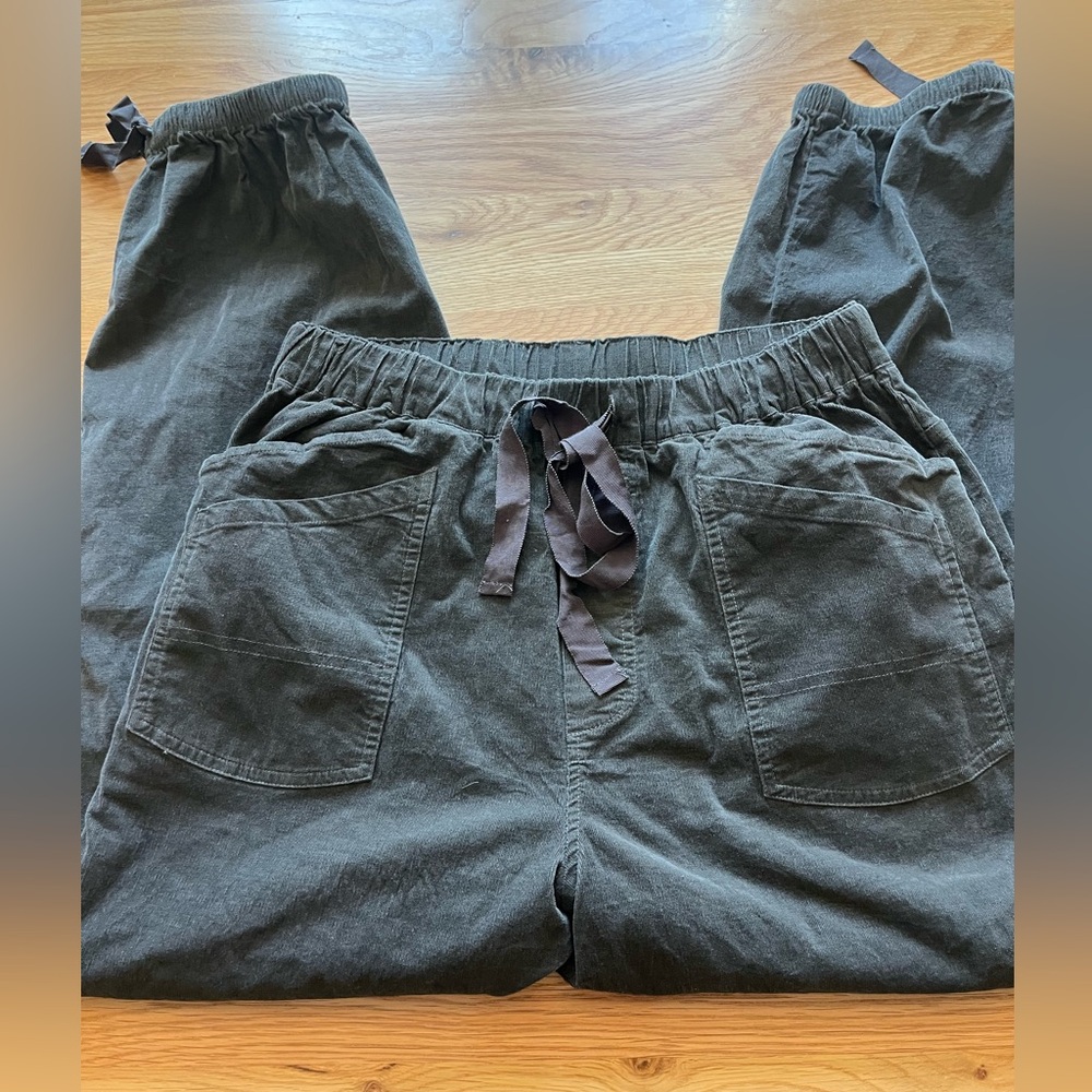 Corduroy Barrel Leg Pants
